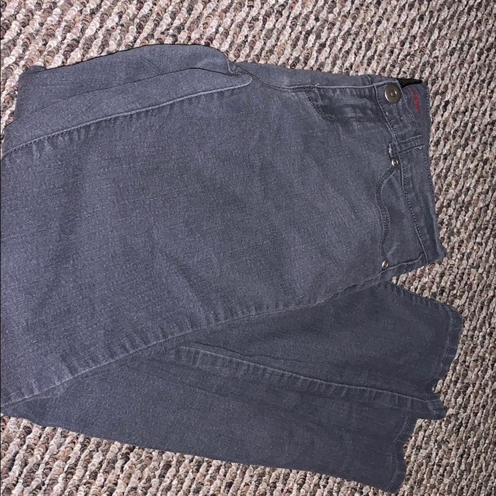 grey skinny jeans